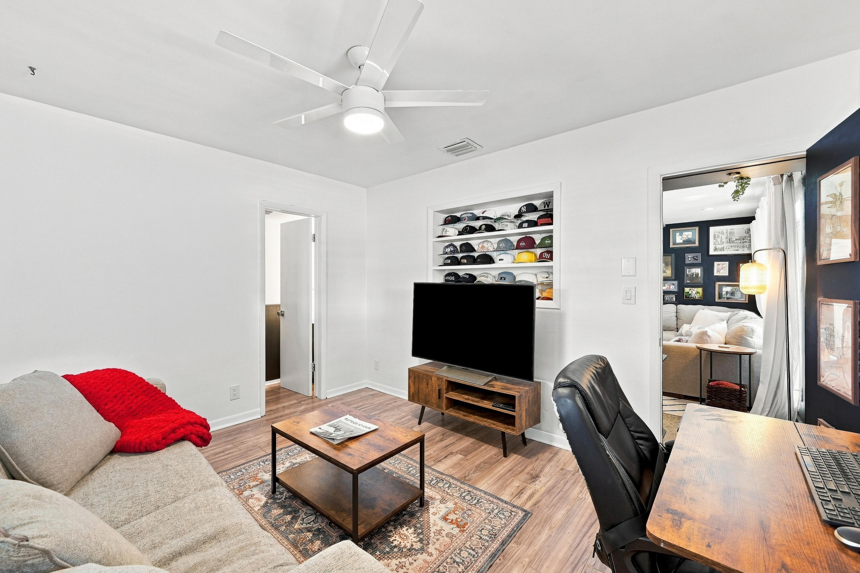 496 NW 47TH Court
