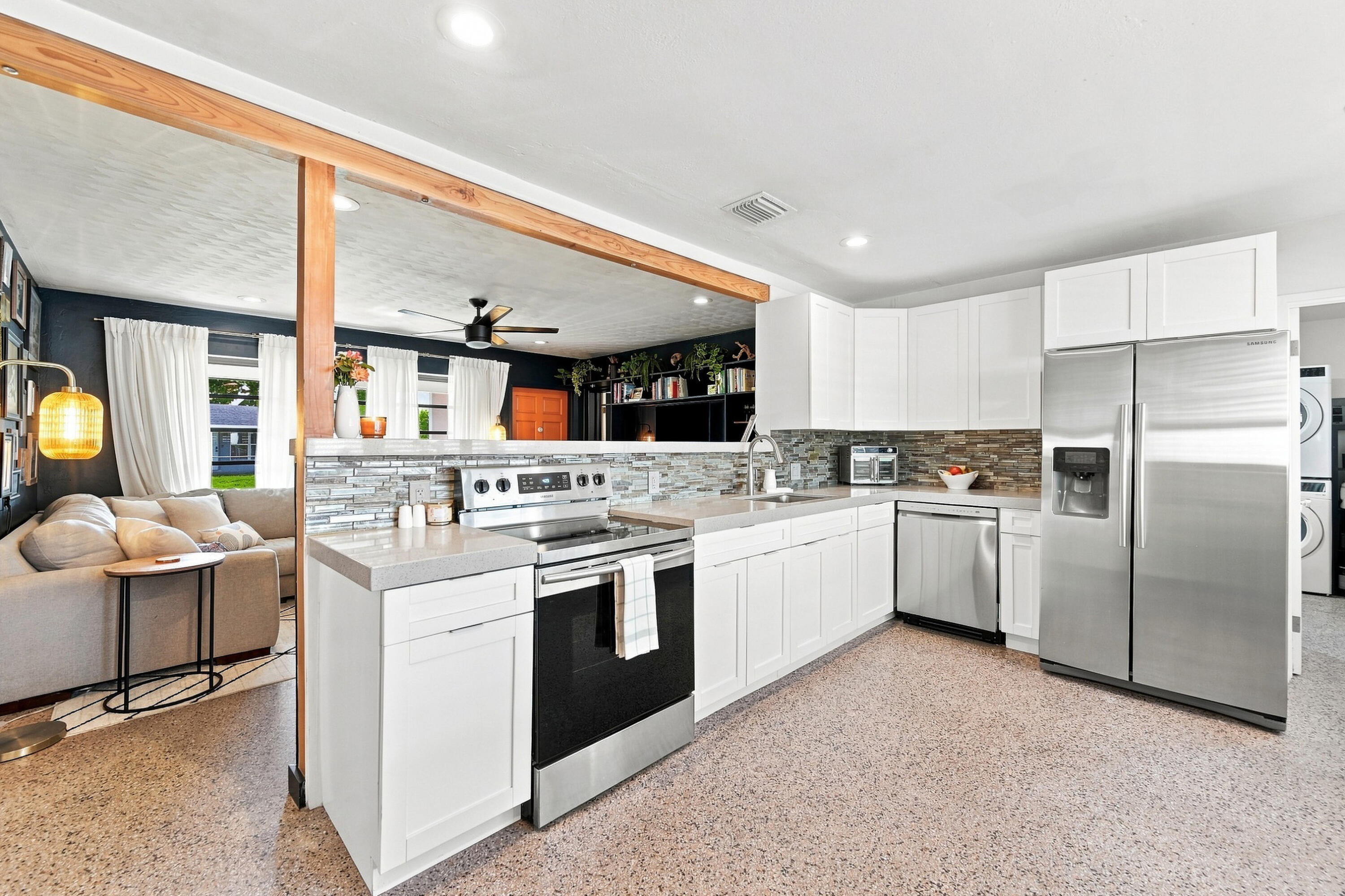 496 NW 47TH Court