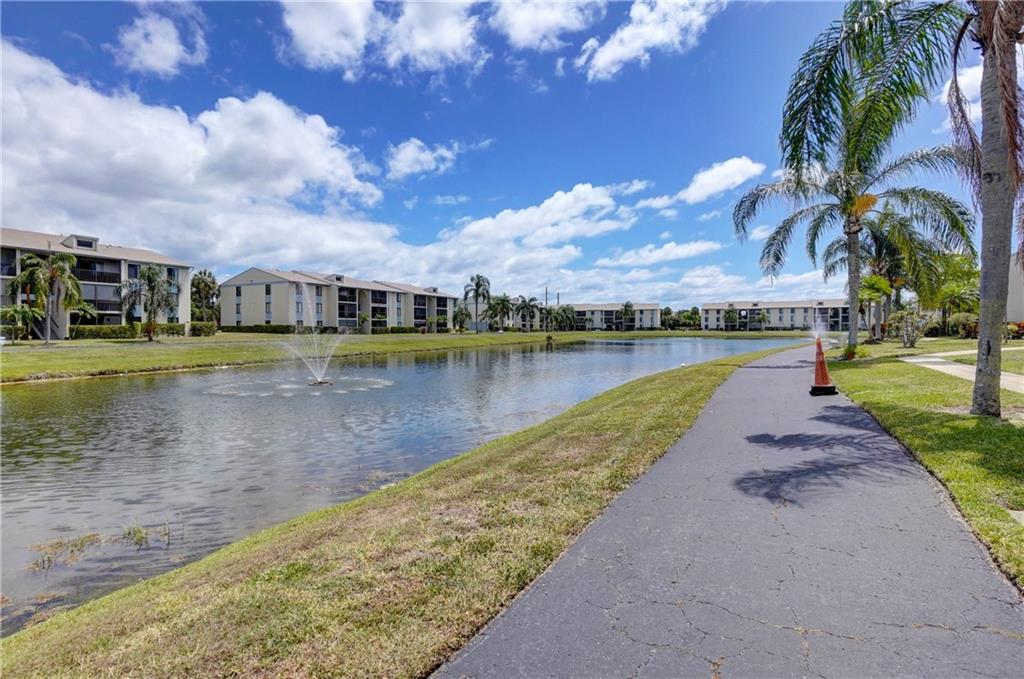 1103 Green Pine Blvd G1