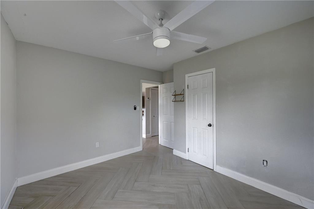 101 NE 47th CT