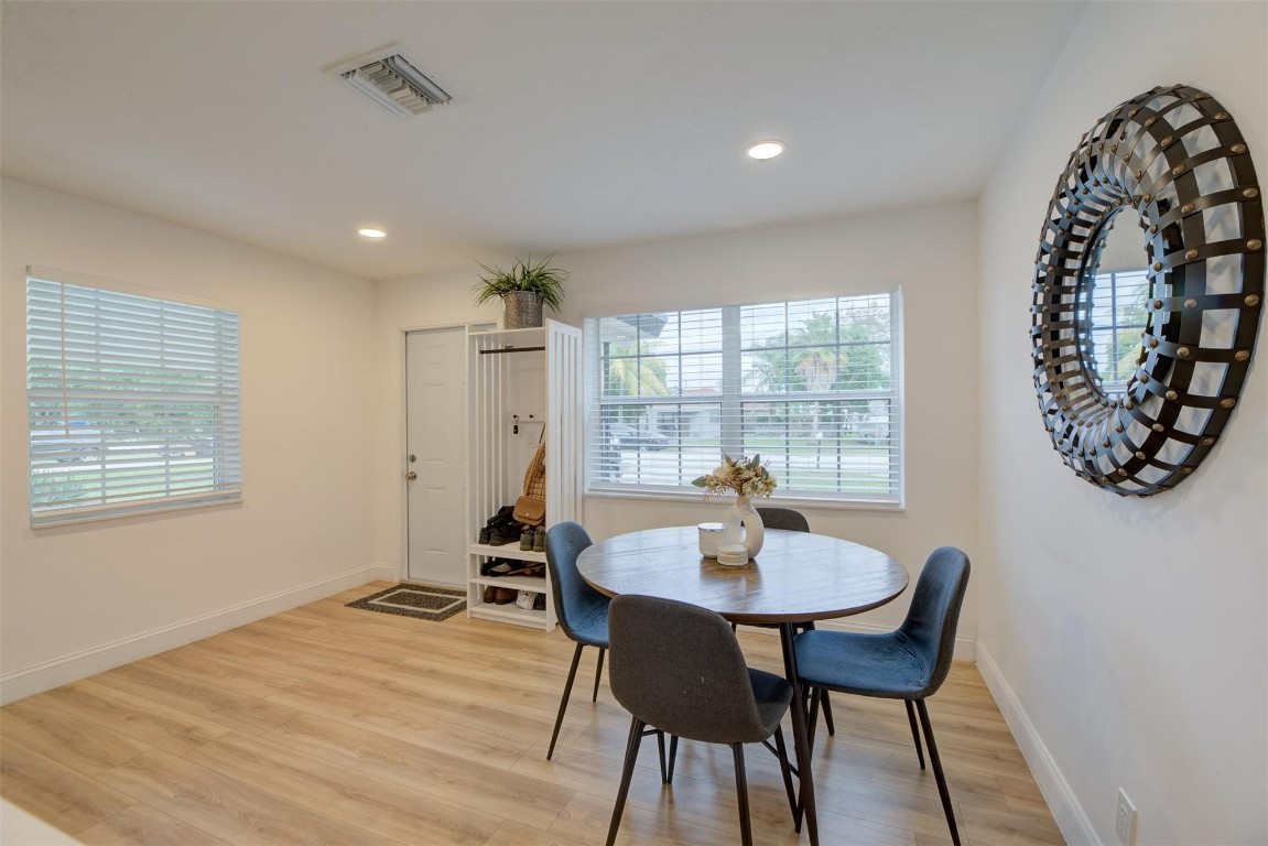 2714 NE 13TH TERRACE