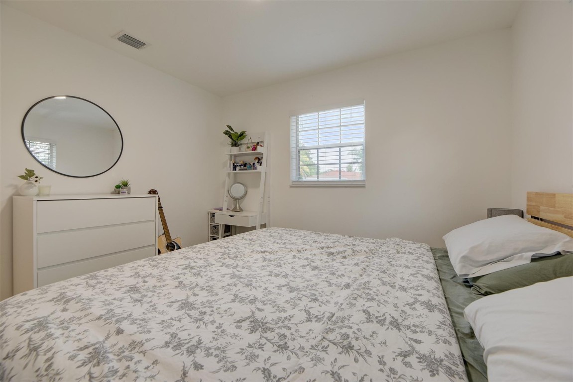 2714 NE 13TH TERRACE