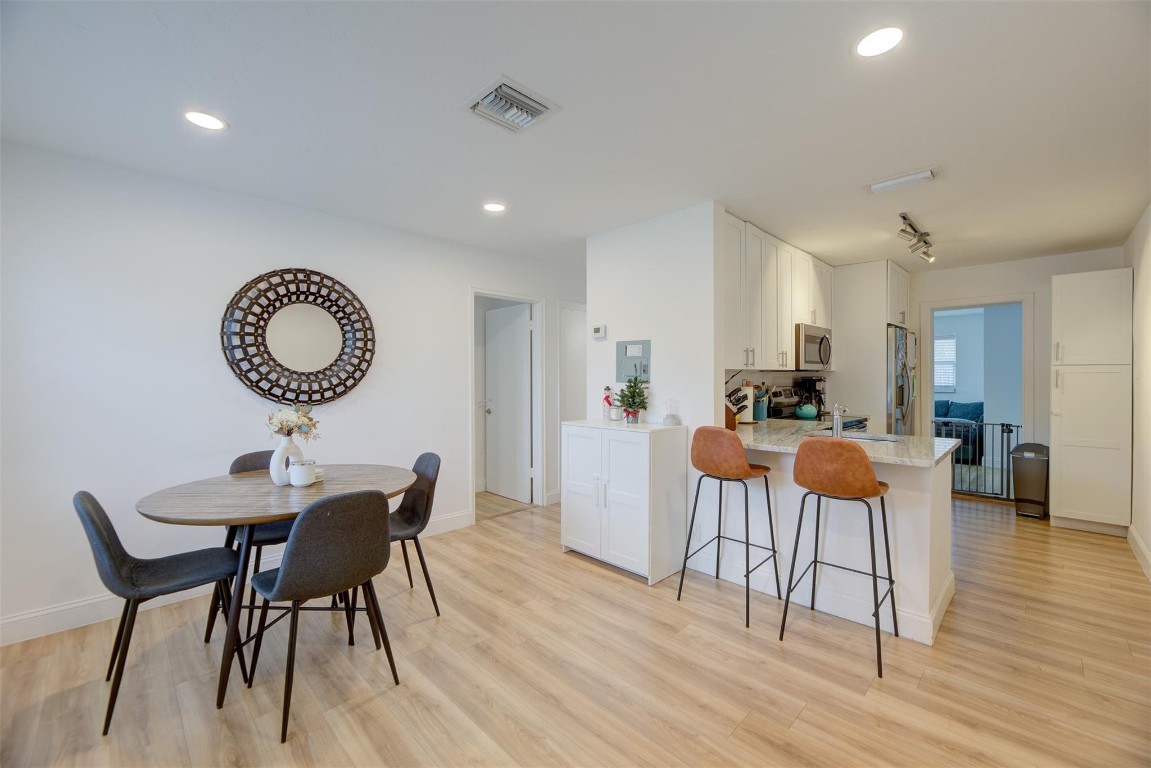 2714 NE 13TH TERRACE