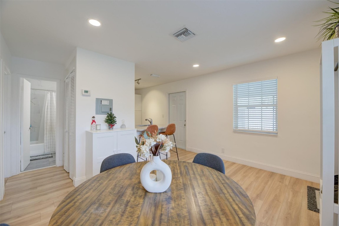 2714 NE 13TH TERRACE