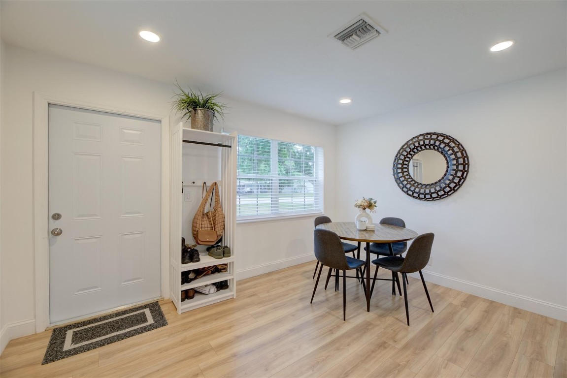 2714 NE 13TH TERRACE