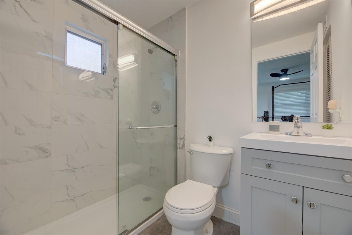 2714 NE 13TH TERRACE