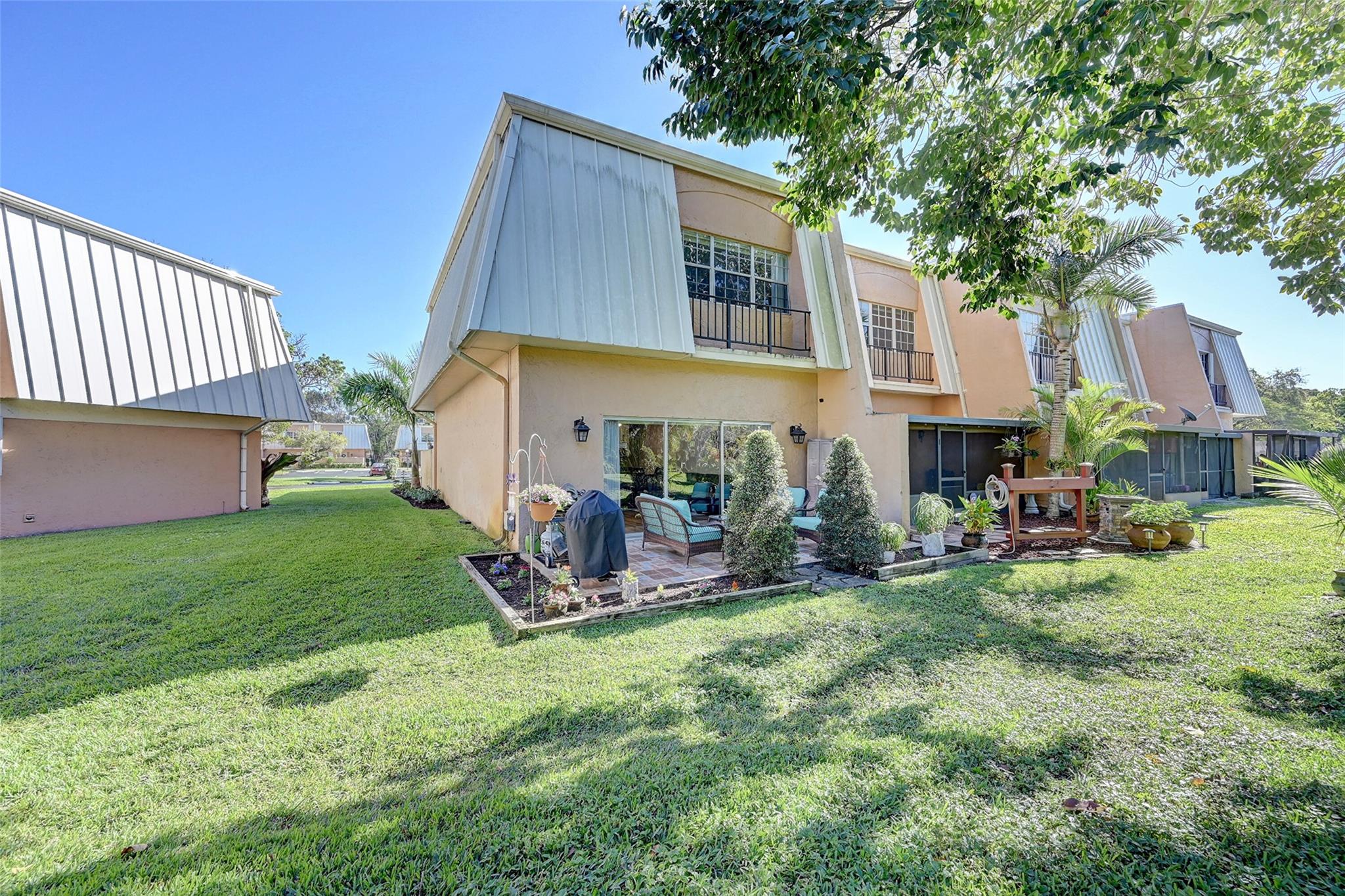 3621 Citrus Trce 5
