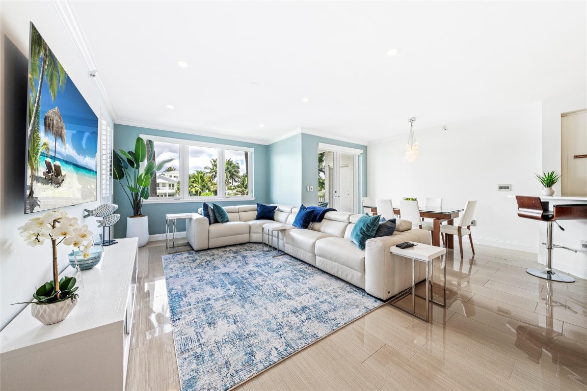 217 Hendricks Isle 201