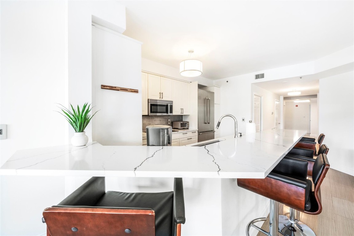 217 Hendricks Isle 201