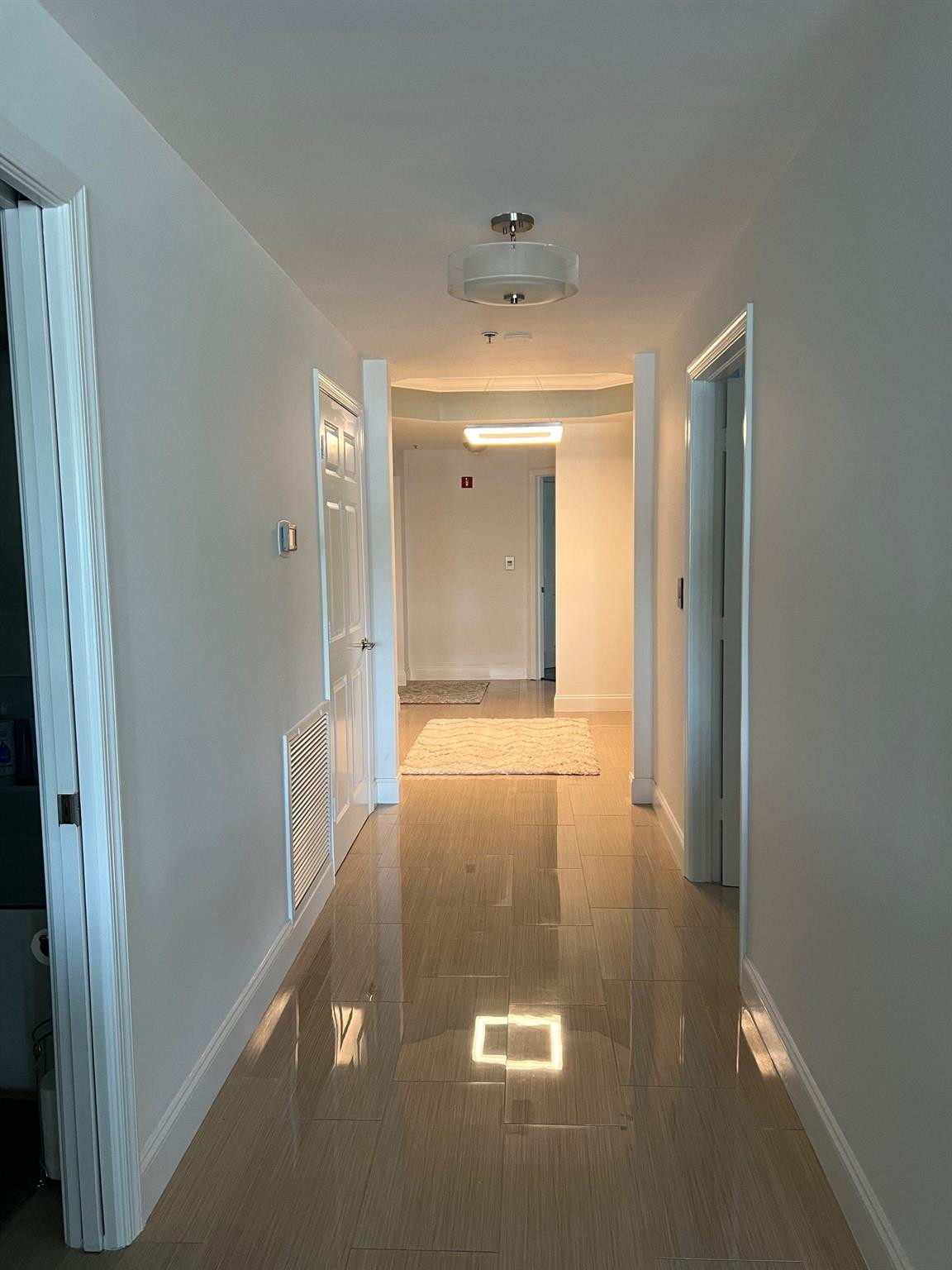 217 Hendricks Isle 201