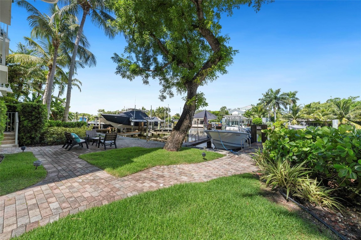 217 Hendricks Isle 201