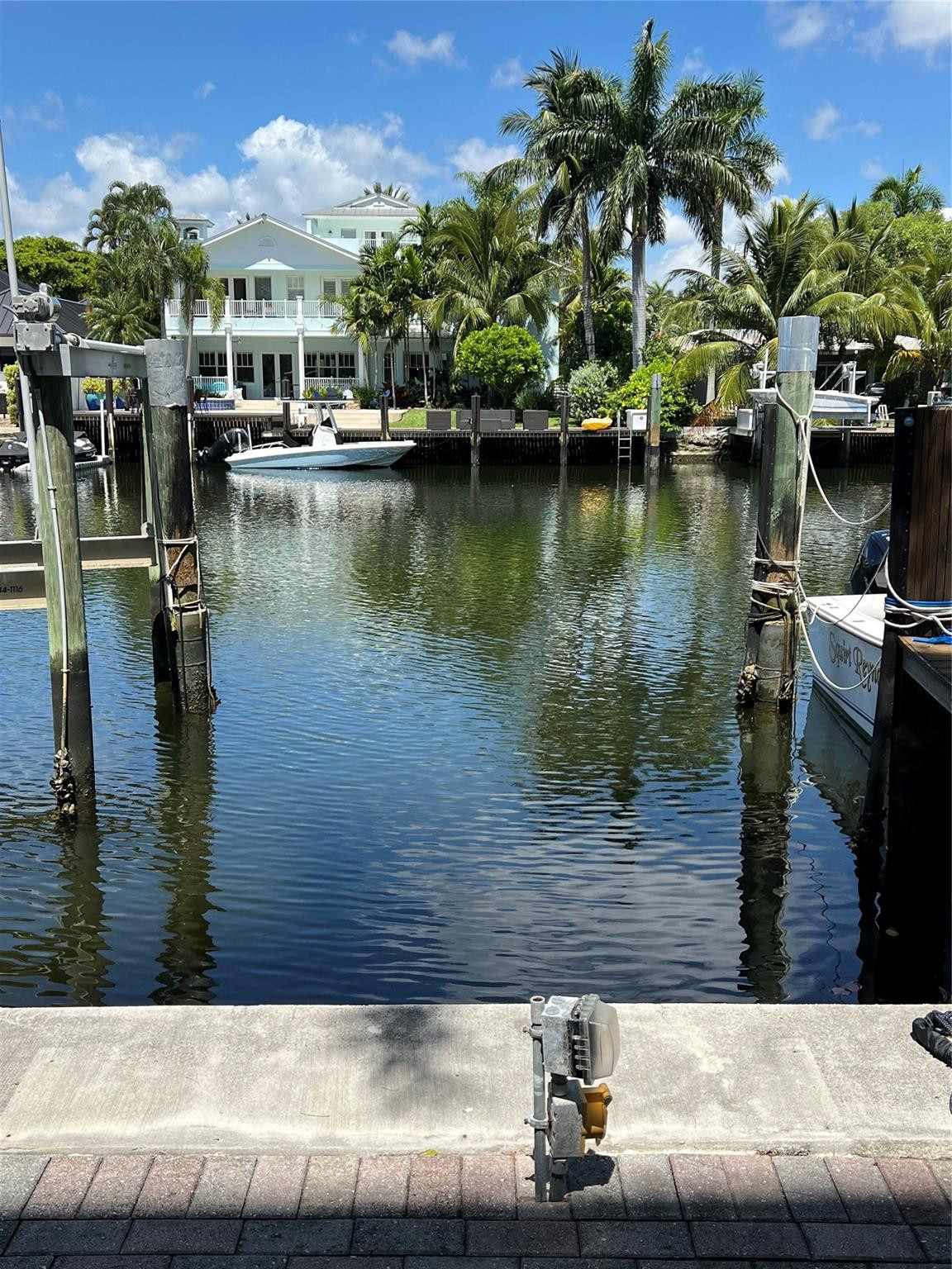 217 Hendricks Isle 201