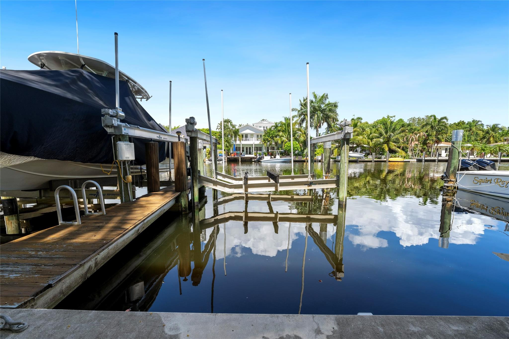 217 Hendricks Isle 201