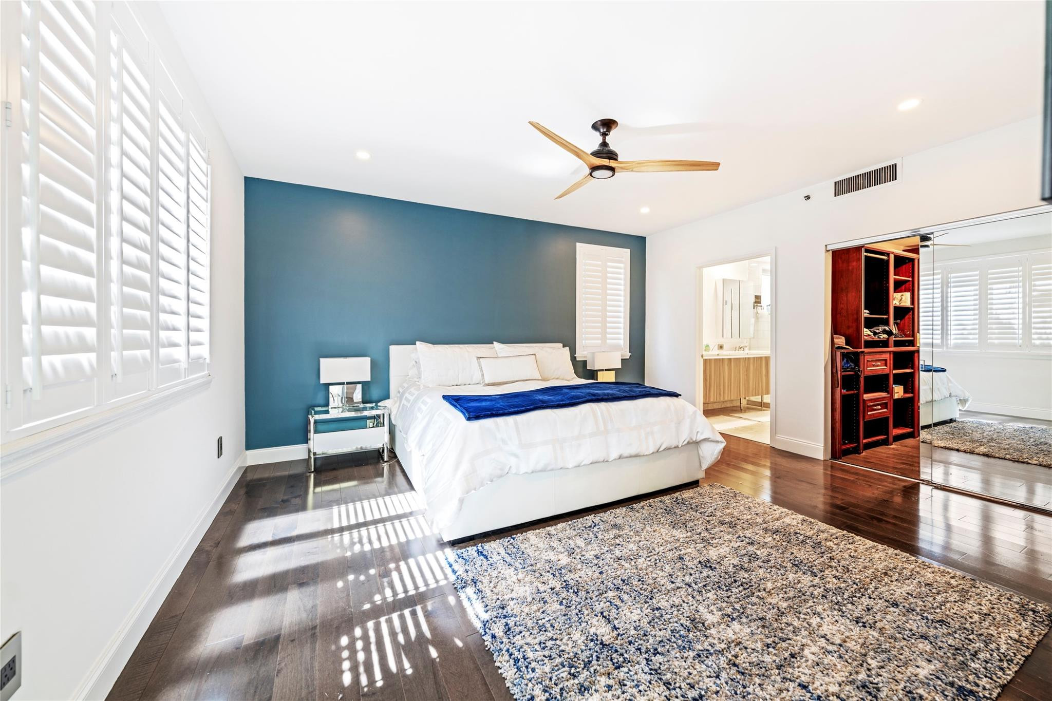 217 Hendricks Isle 201