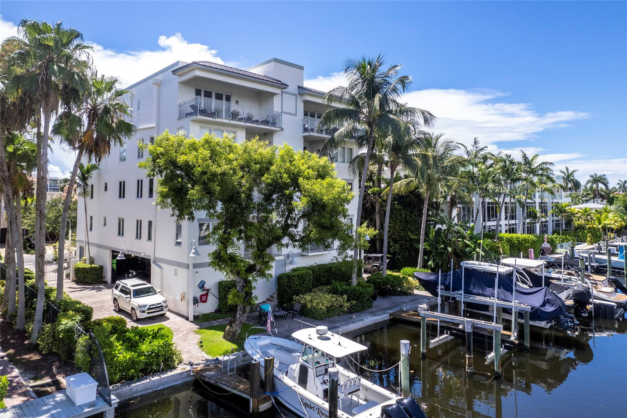 217 Hendricks Isle 201