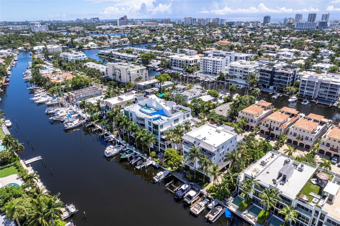 217 Hendricks Isle 201