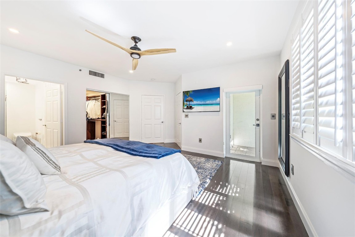 217 Hendricks Isle 201