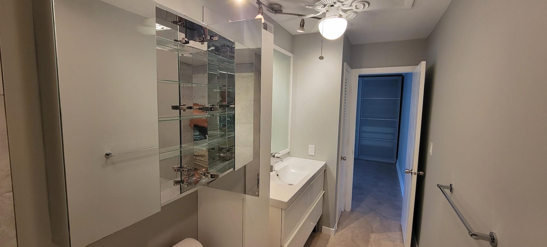 3000 NE 16th Ave 402
