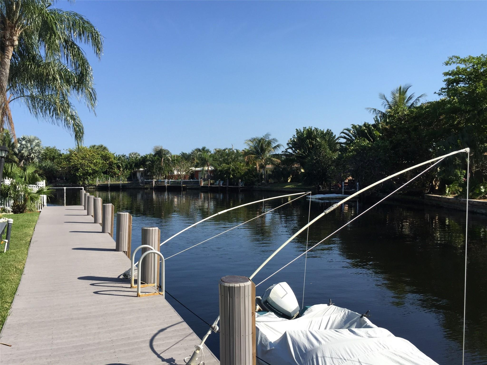 3000 NE 16th Ave 402