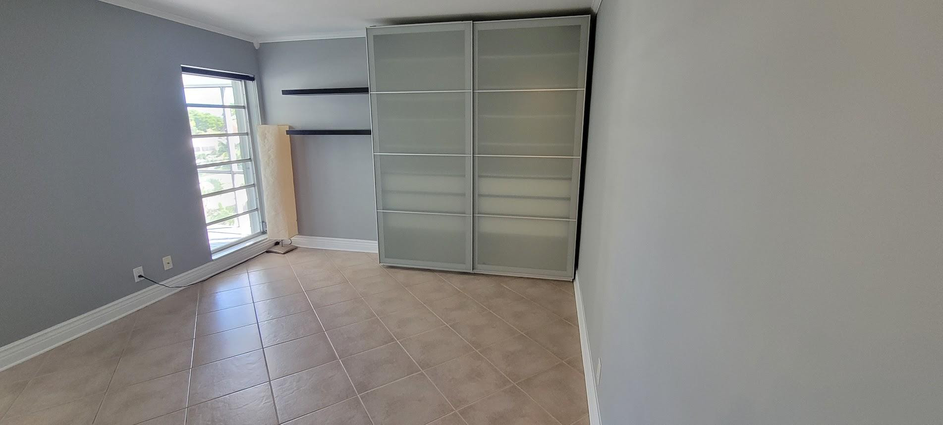 3000 NE 16th Ave 402