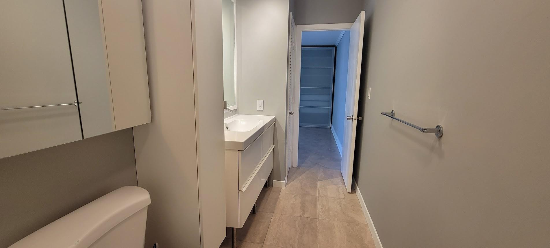 3000 NE 16th Ave 402