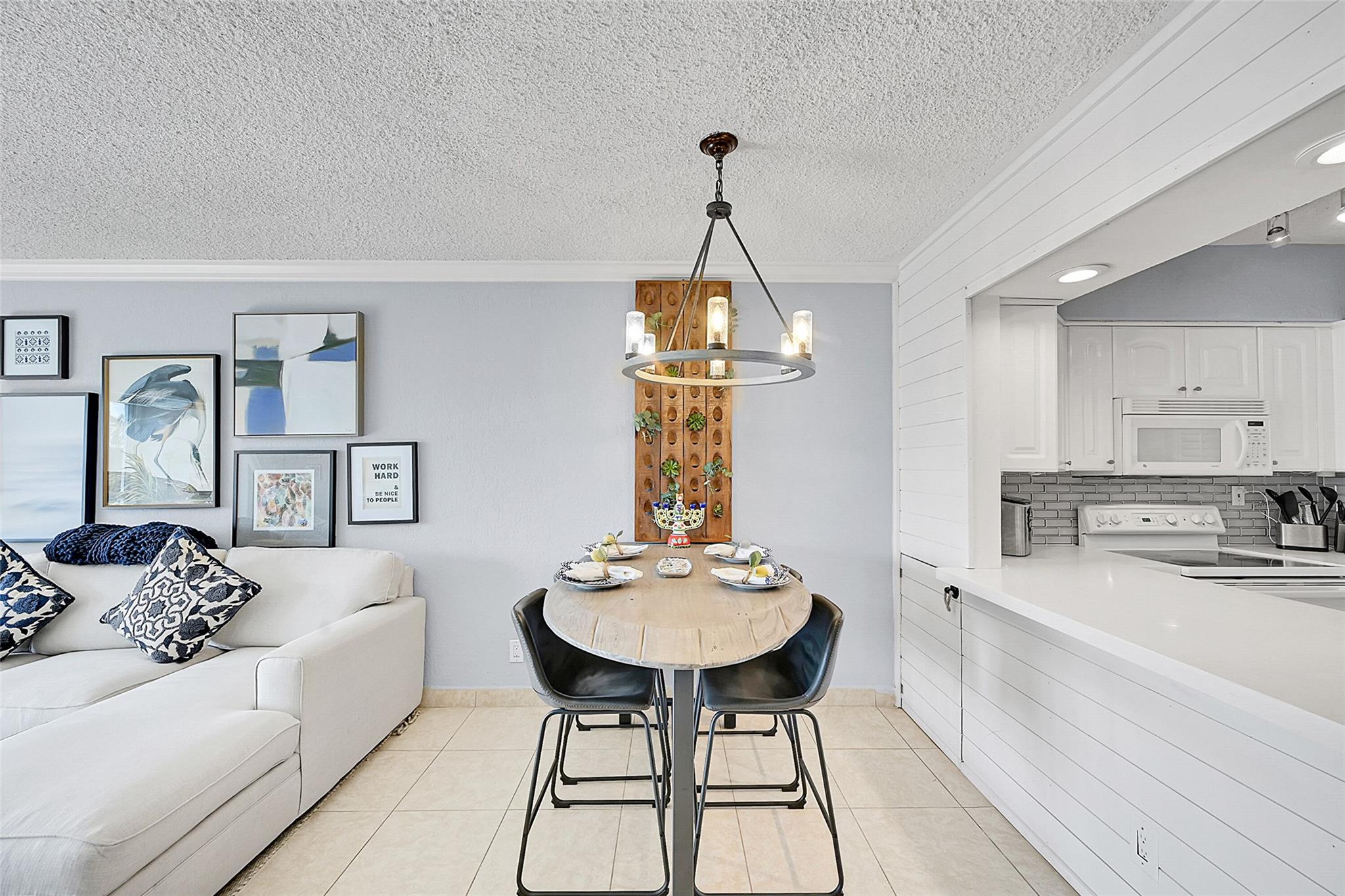 1790 E Las Olas Blvd 33