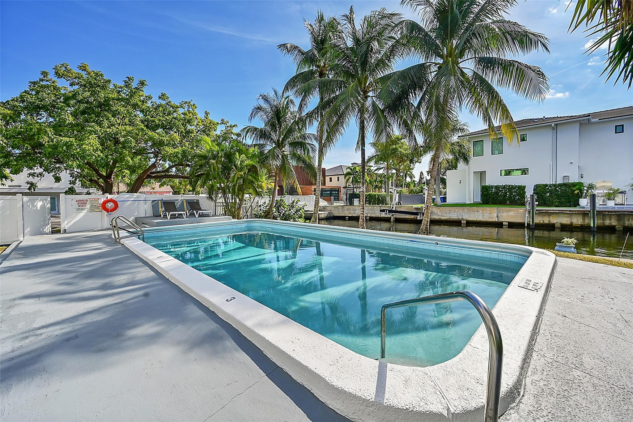 1790 E Las Olas Blvd 33