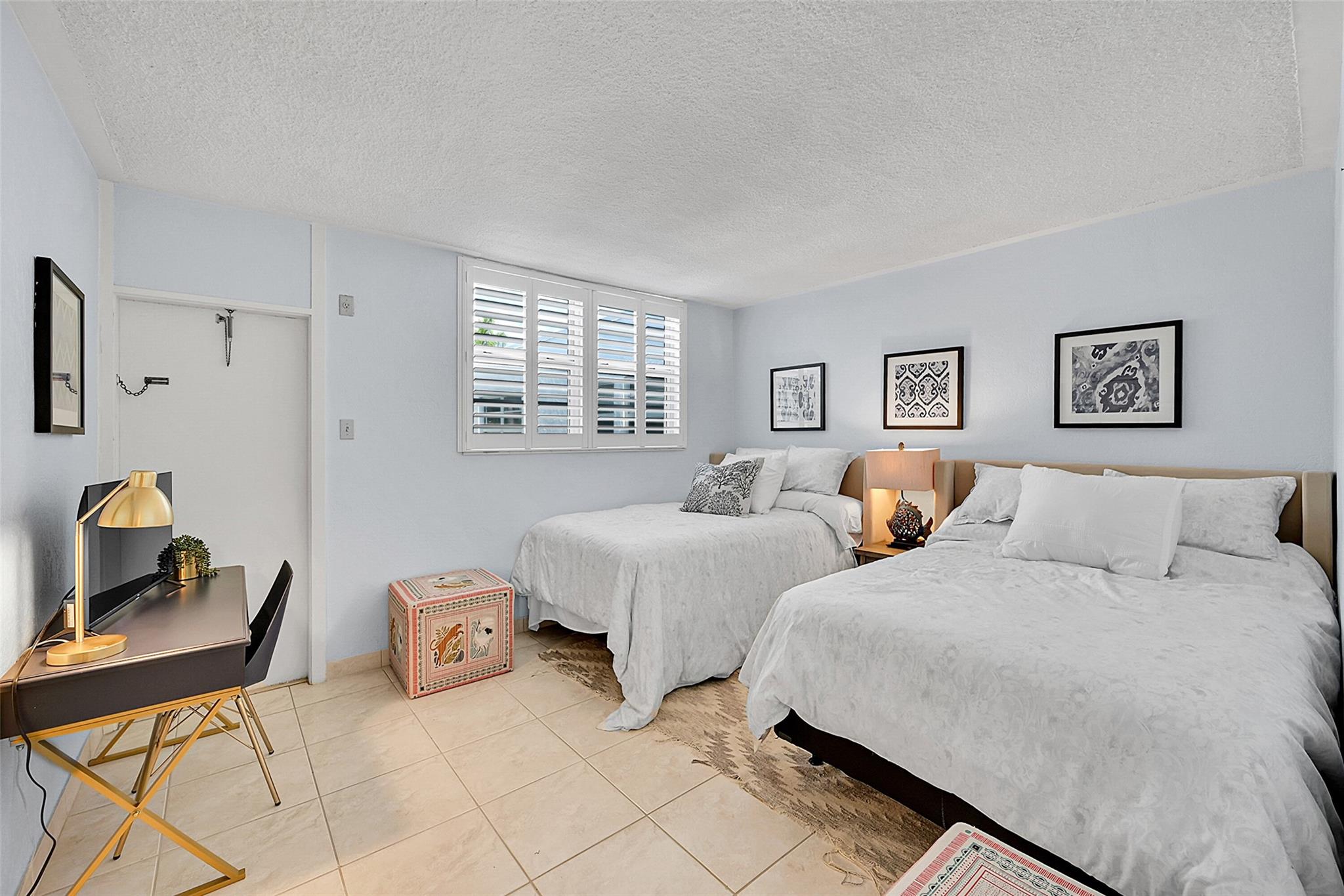 1790 E Las Olas Blvd 33