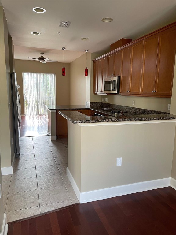 3952 Coral Heights Way