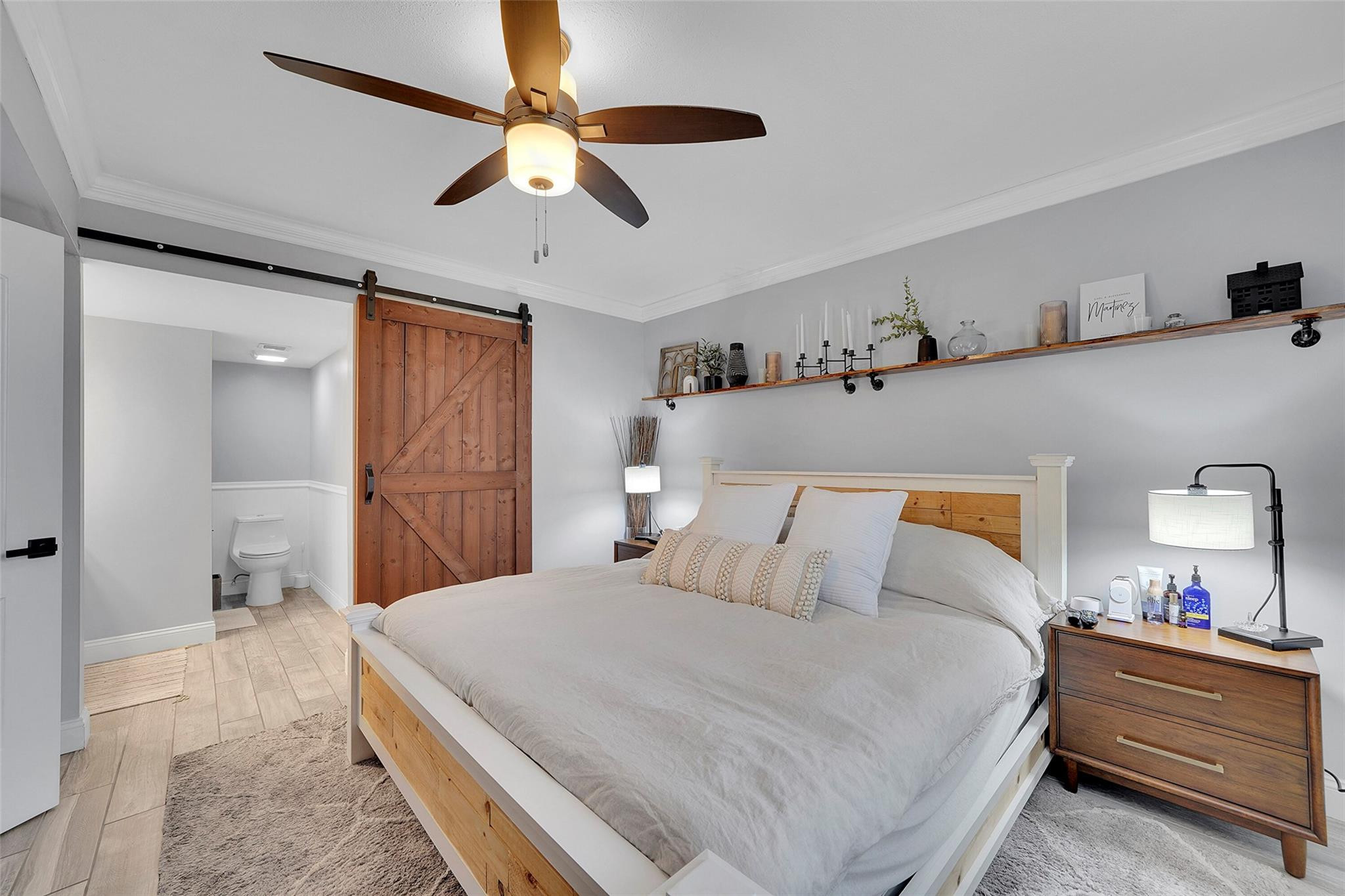 1502 Whitehall Dr 101