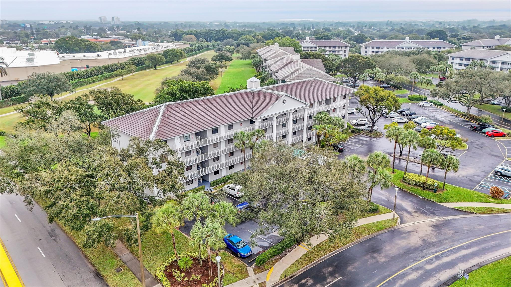 1502 Whitehall Dr 101