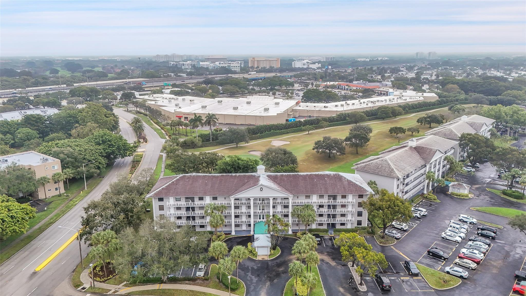 1502 Whitehall Dr 101