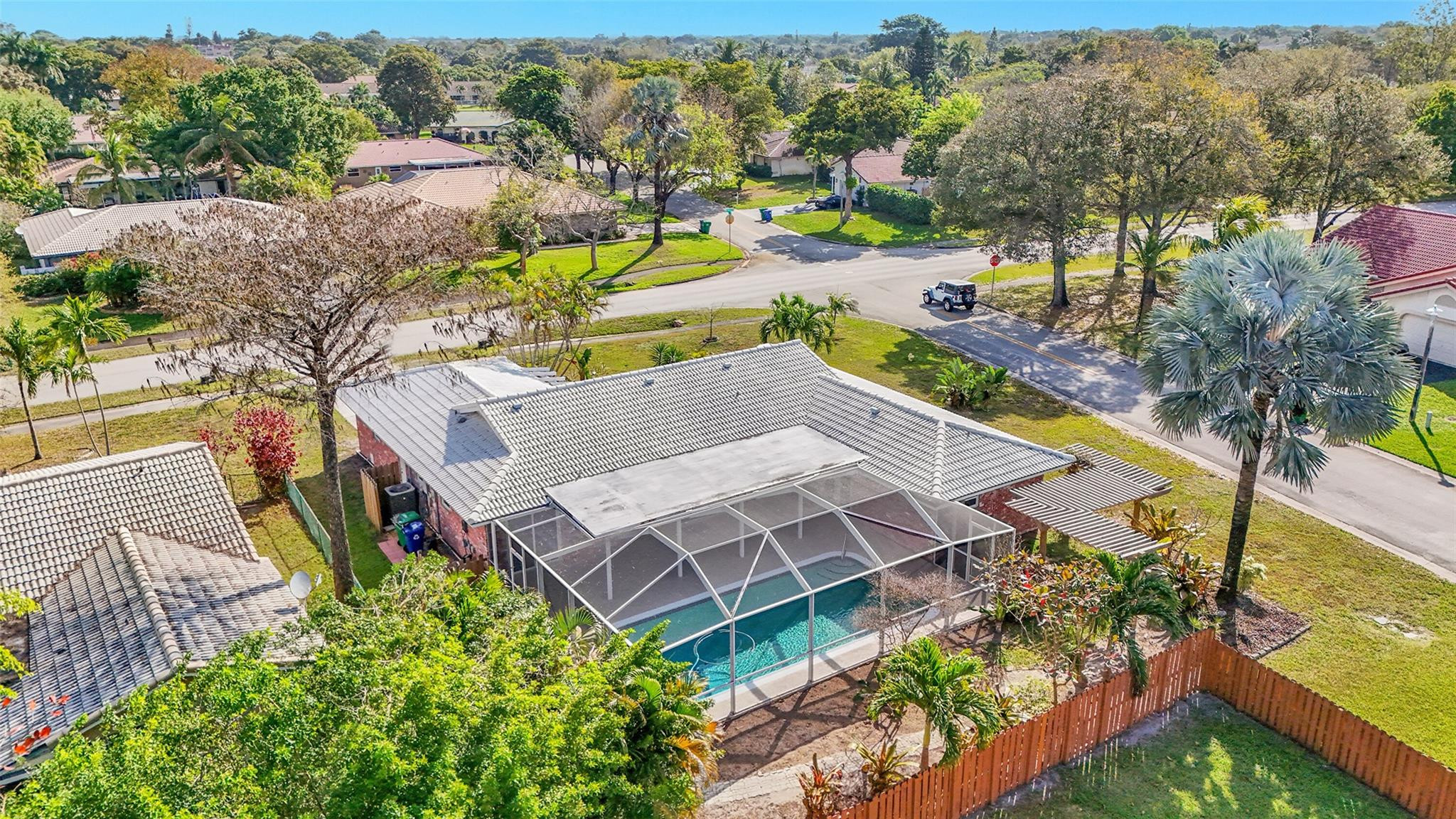 736 Ramblewood Dr