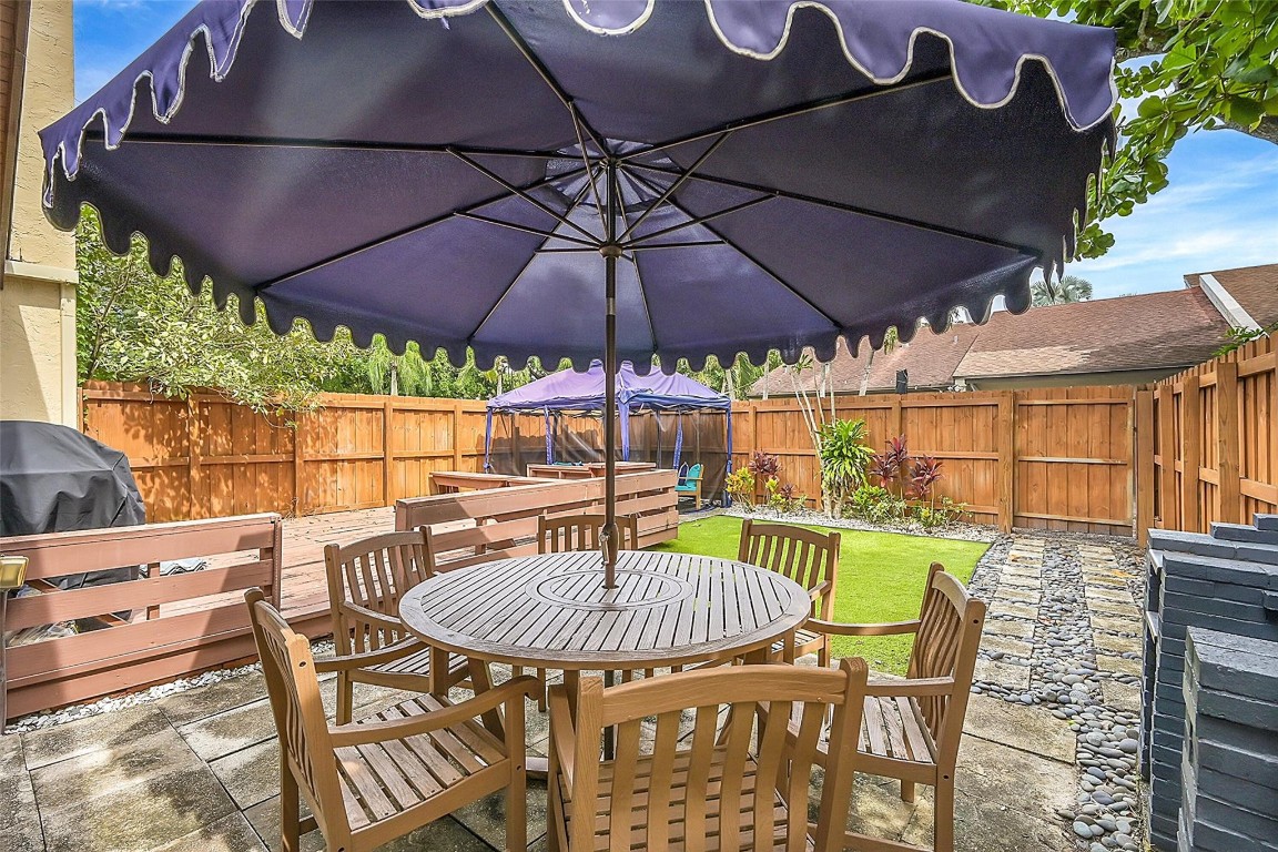 2956 NW 69th Ct 2956