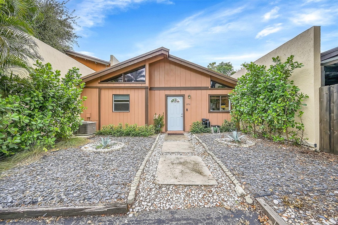 2956 NW 69th Ct 2956