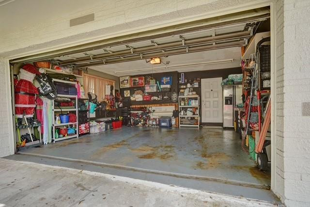 11200 NW 36th St