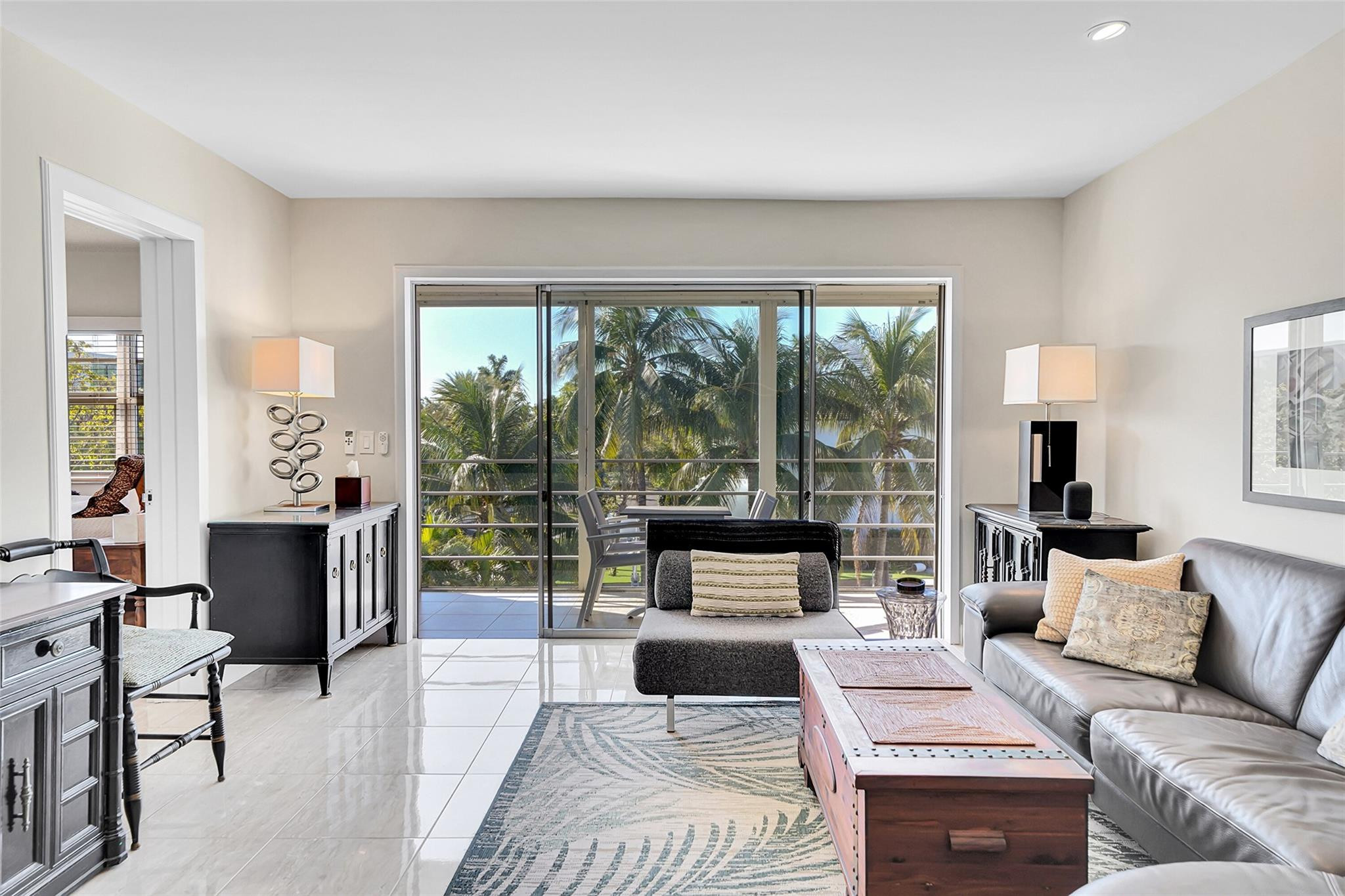 1790 E Las Olas Blvd 31