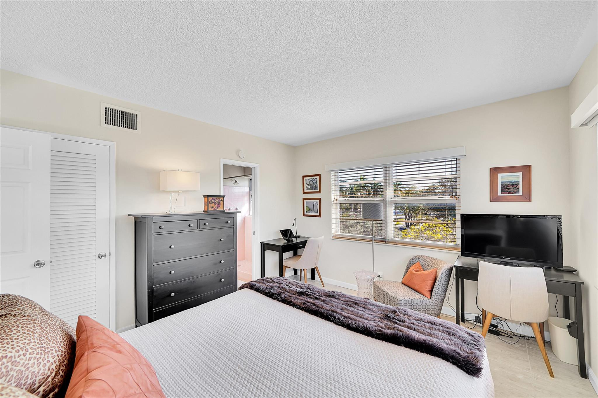 1790 E Las Olas Blvd 31