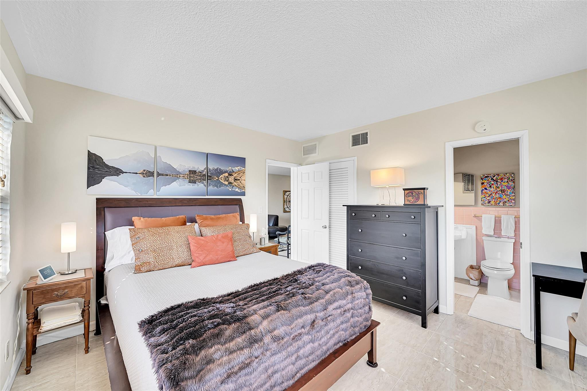 1790 E Las Olas Blvd 31