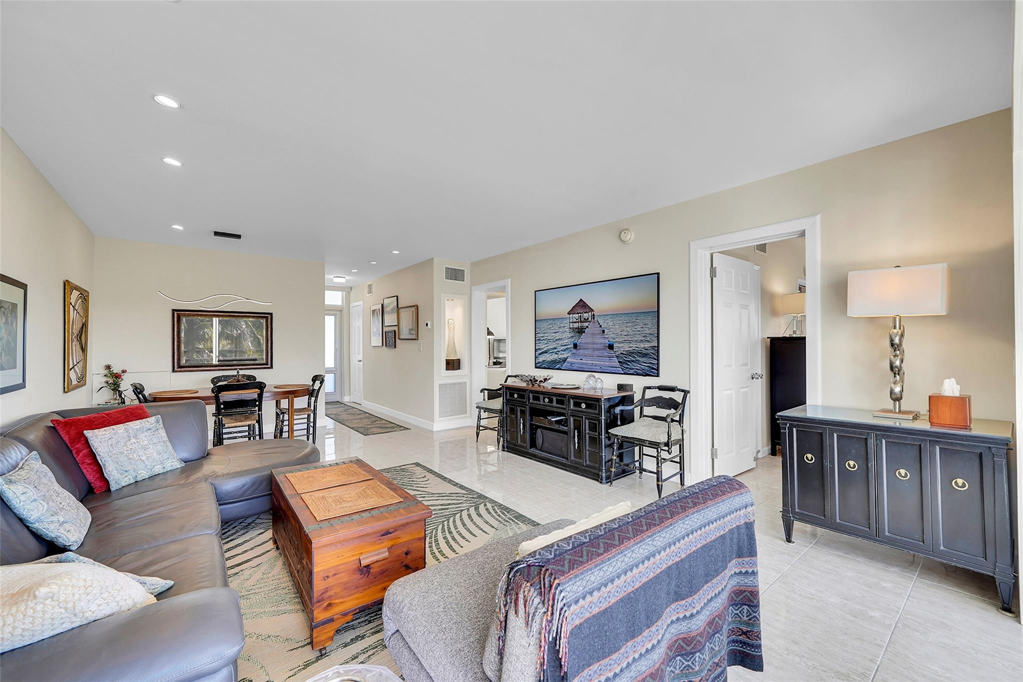 1790 E Las Olas Blvd 31