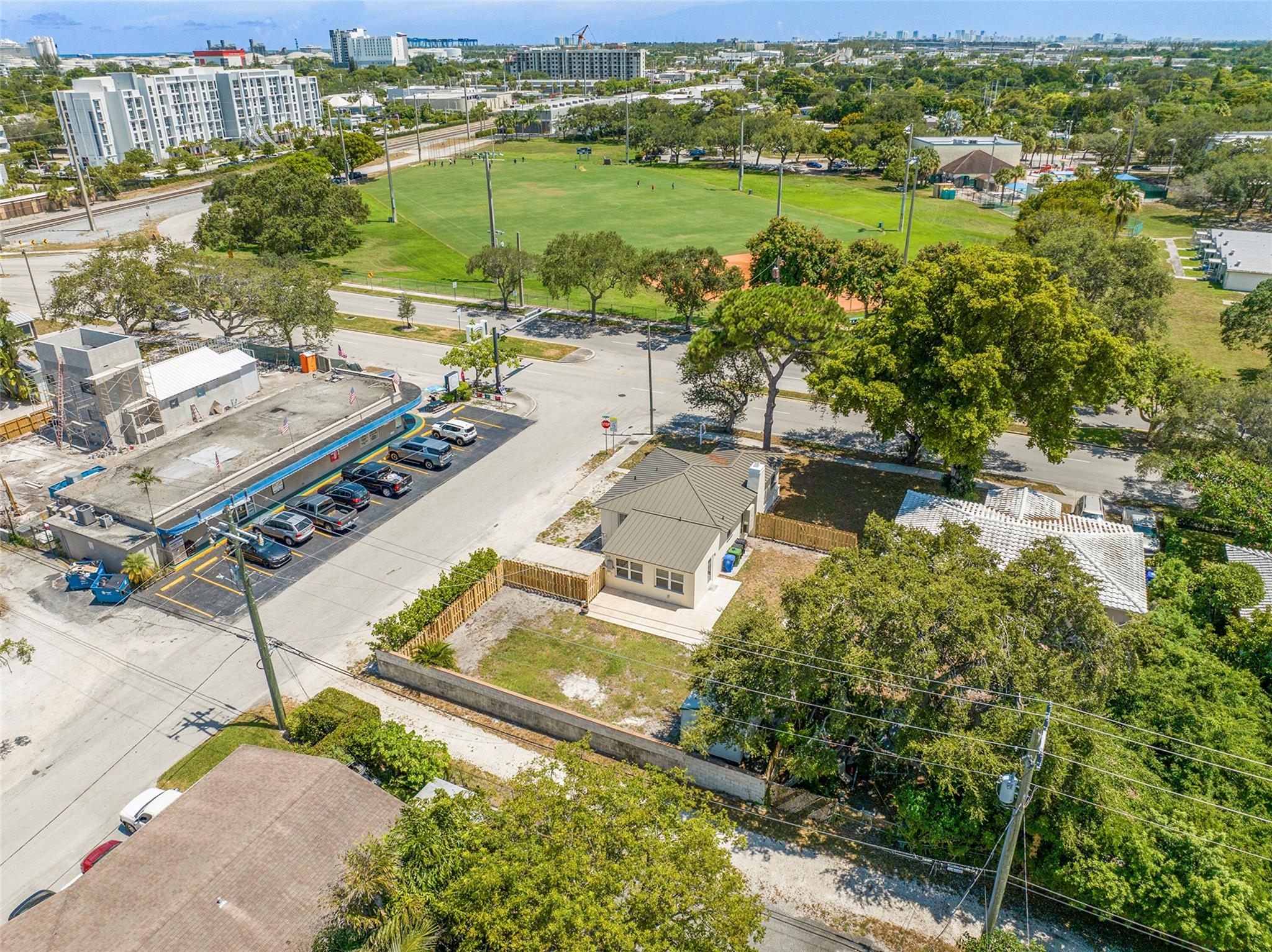 301 SW 17th St