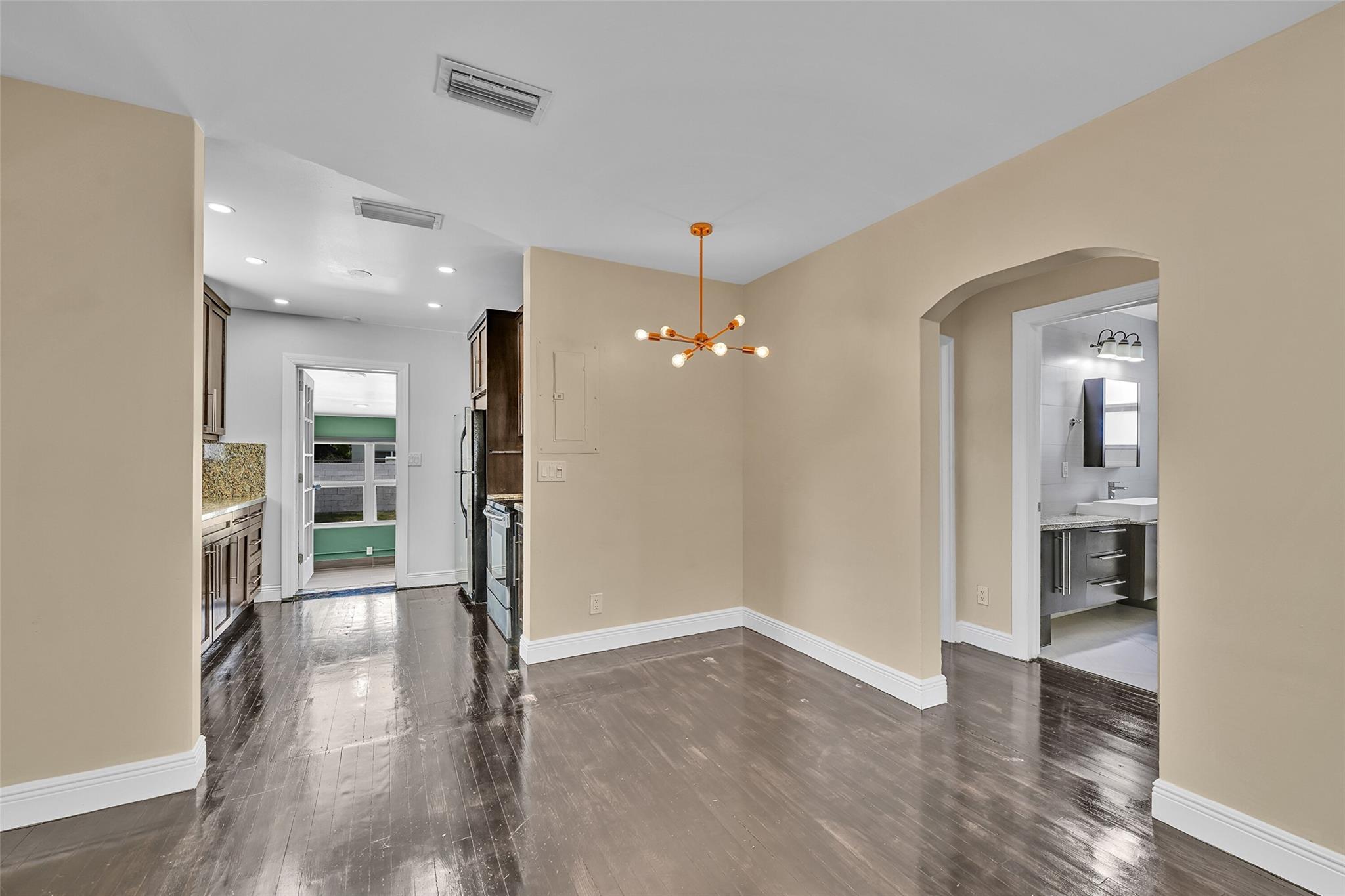 301 SW 17th St