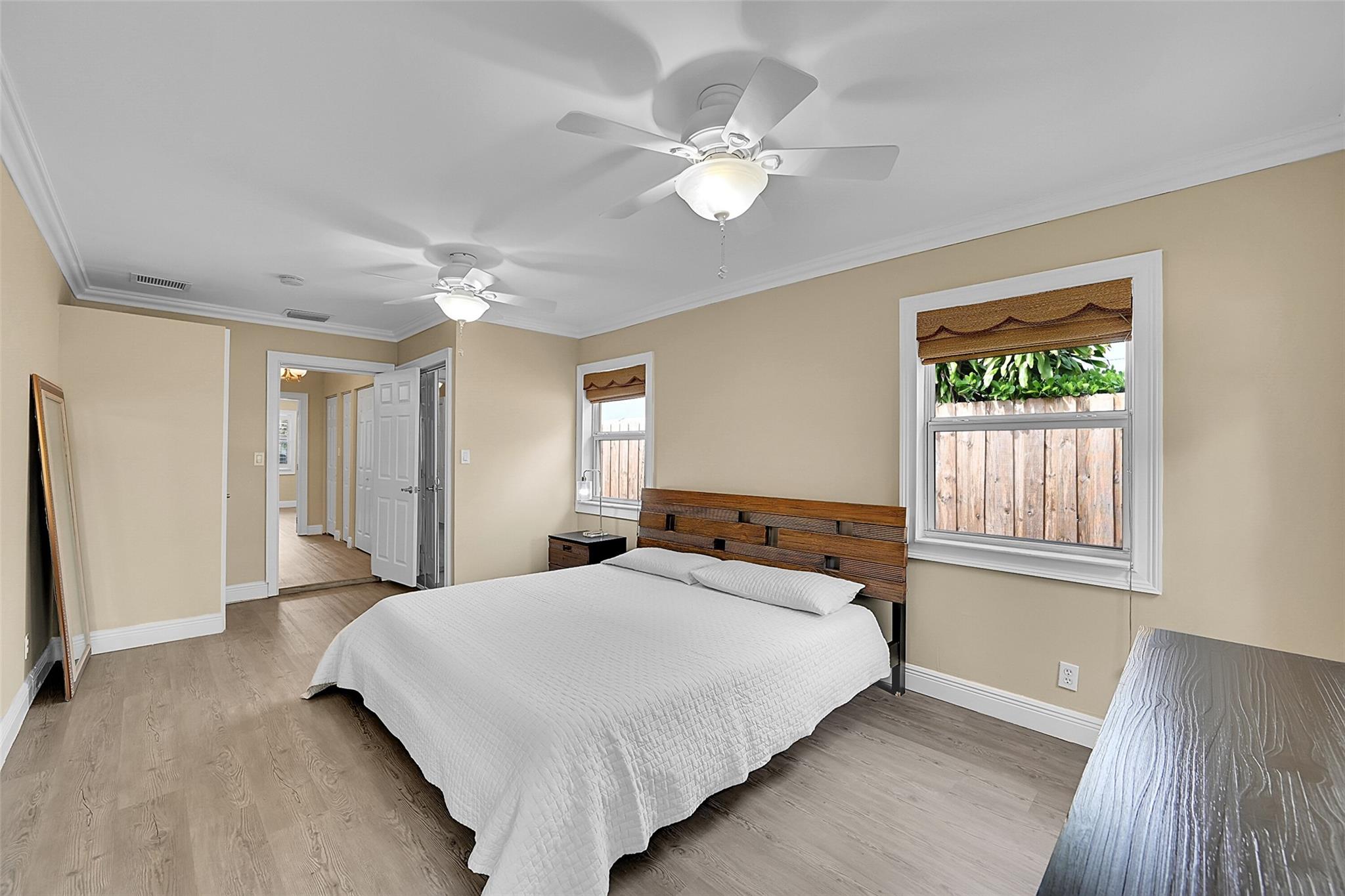 351 NE 42nd Ct