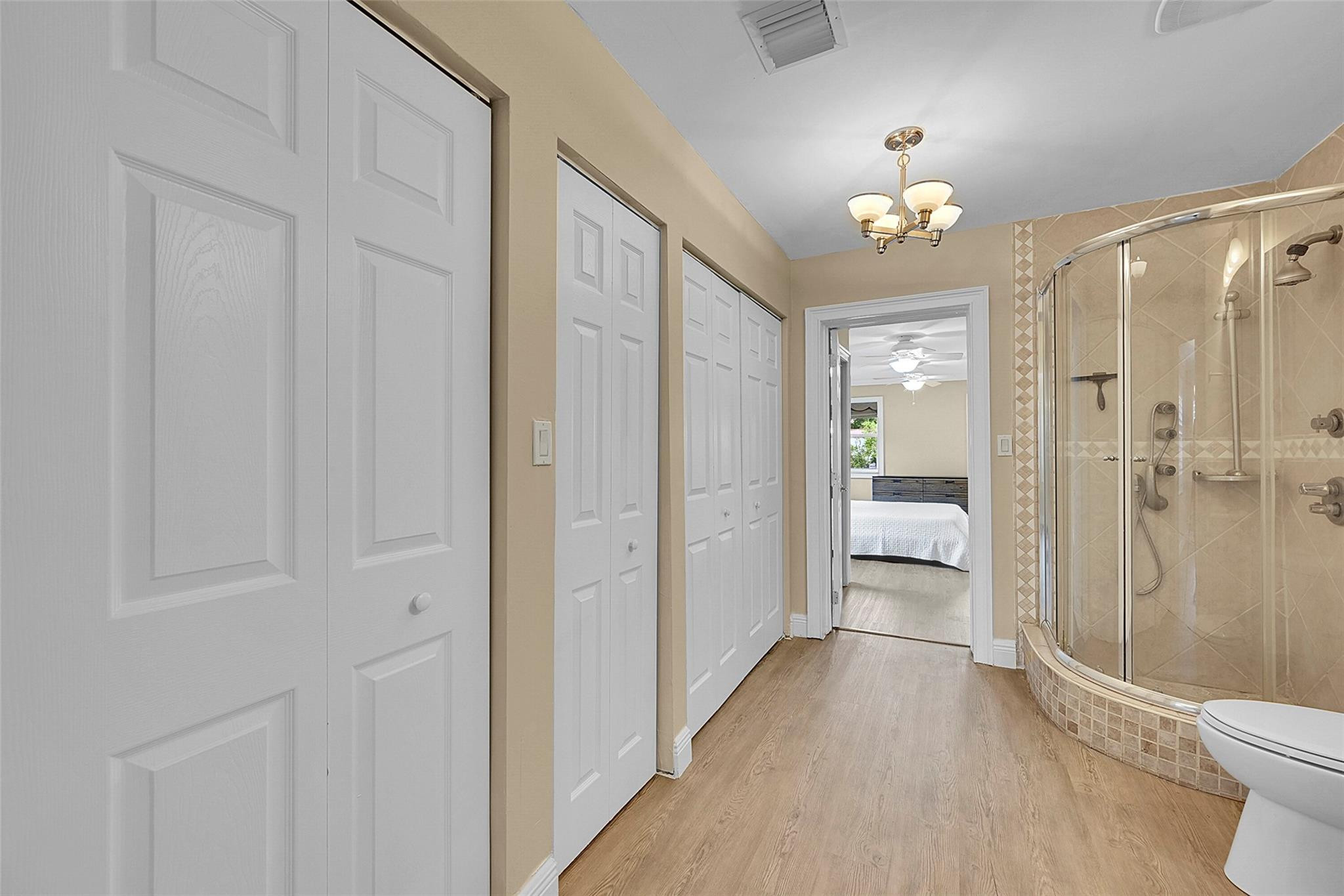 351 NE 42nd Ct