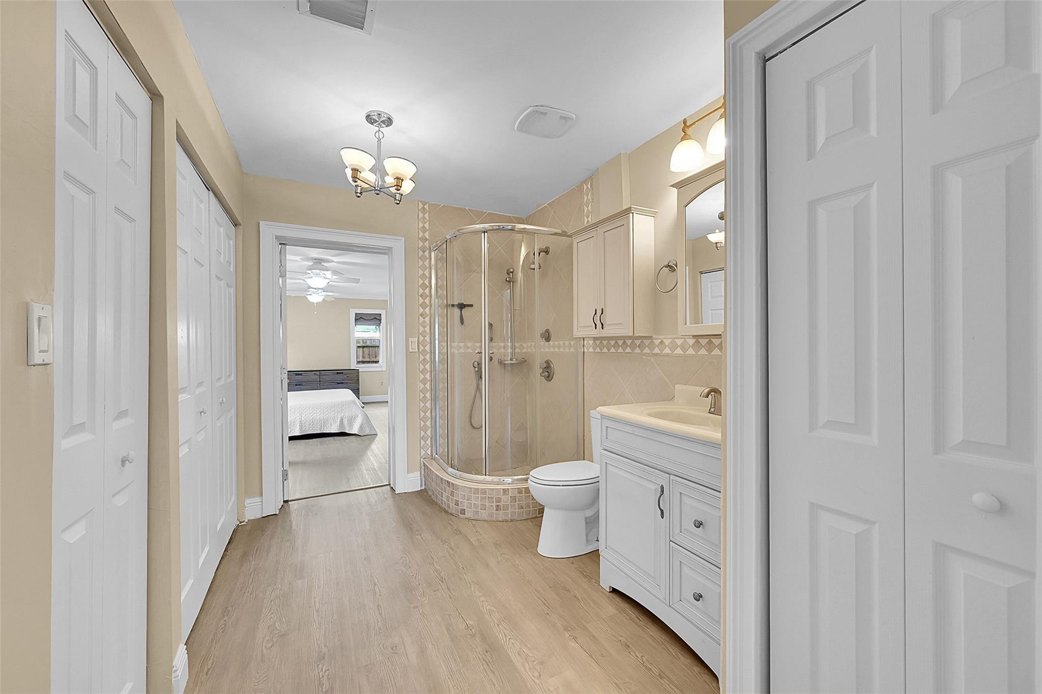 351 NE 42nd Ct