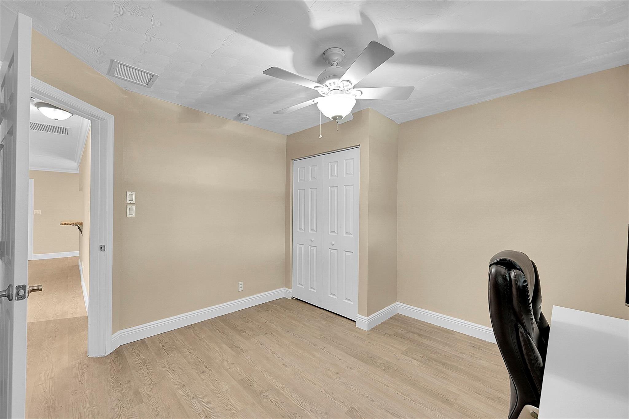 351 NE 42nd Ct
