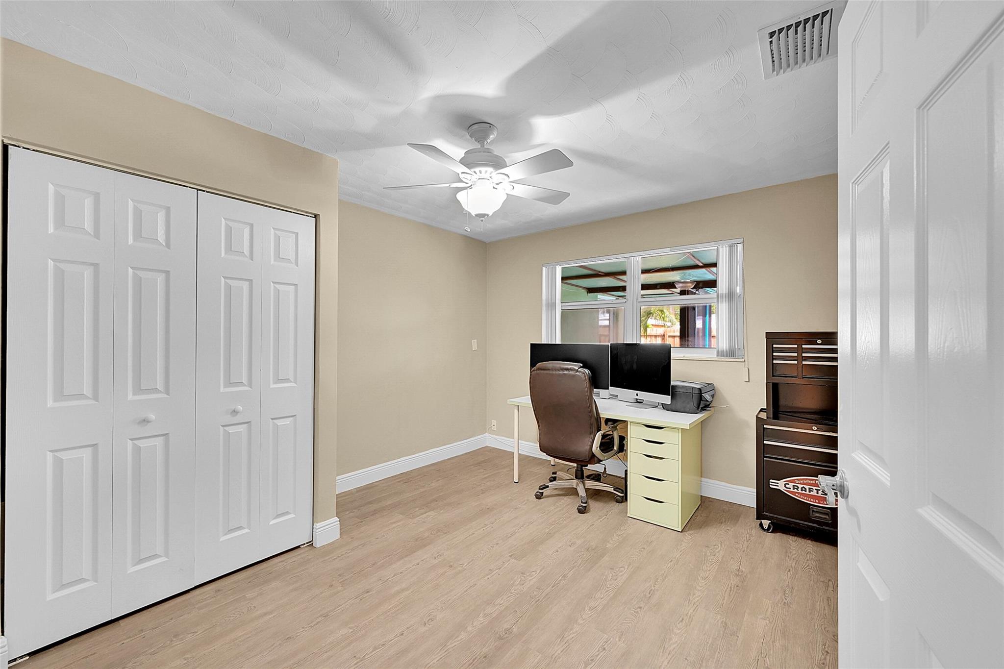 351 NE 42nd Ct