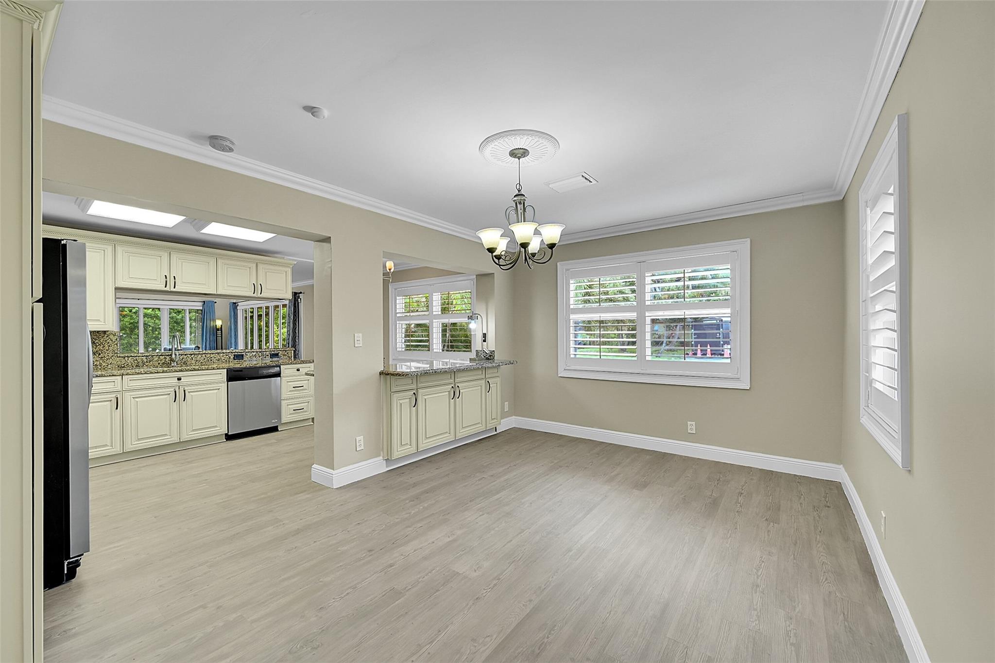351 NE 42nd Ct