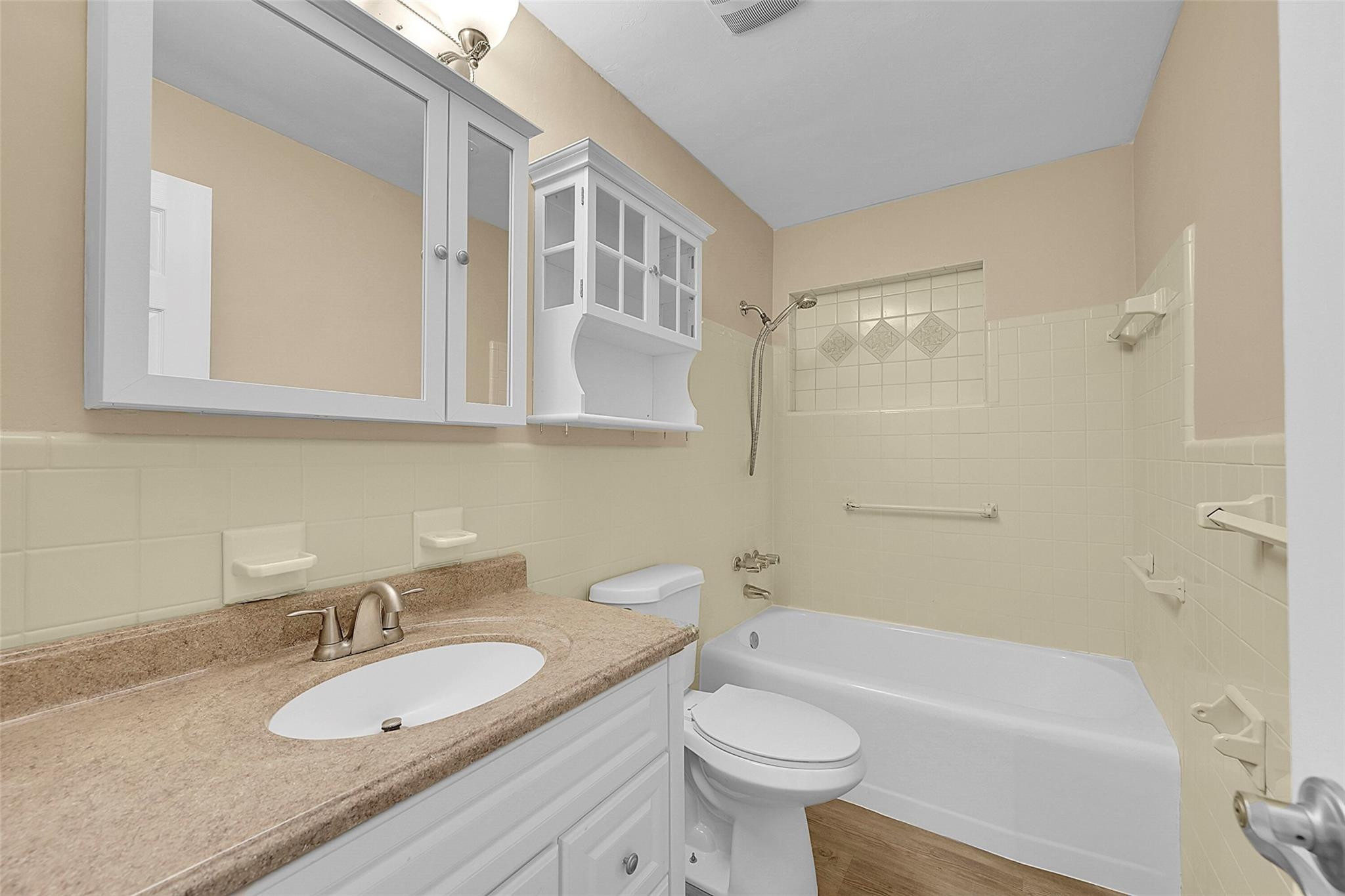 351 NE 42nd Ct