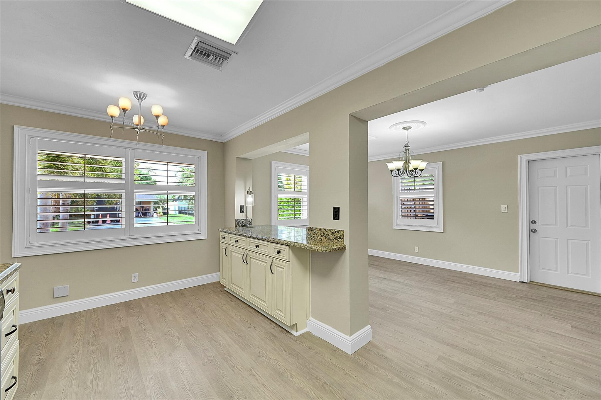 351 NE 42nd Ct